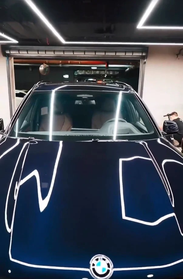 Dernière affaire concernant Installation d'un film de vitre en verre TPU